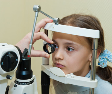 Как уберечь глаза ребенка?
